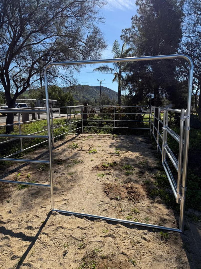 *LIGHT DUTY* PANEL GATE COMBO 12FT 4-RAIL (GALVANIZED) 16-GAUGE