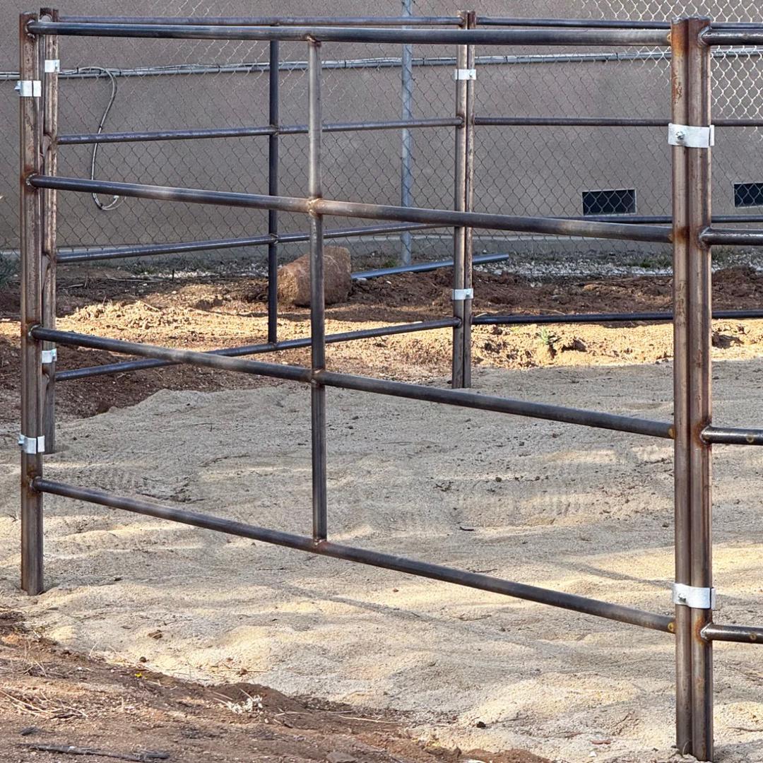 40FT ROUND PEN (4-RAIL) 14-GAUGE STEEL *RUSTIC*
