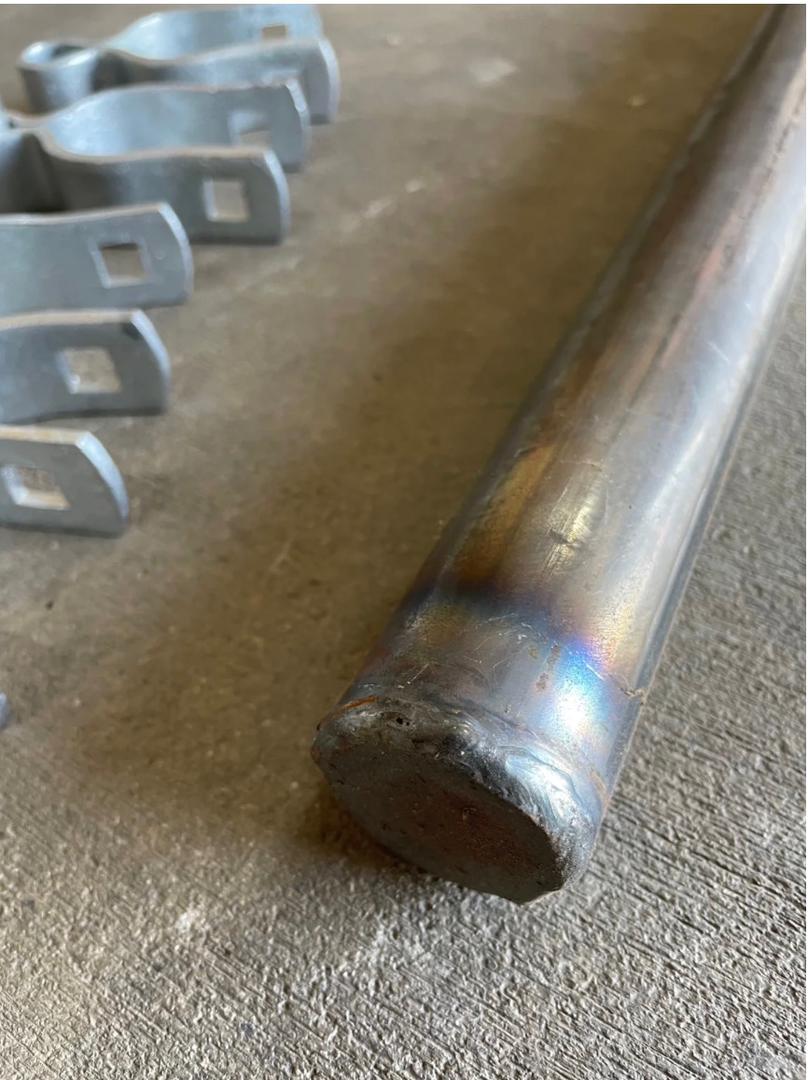 8FT POST 1-5/8" 14 GAUGE STEEL