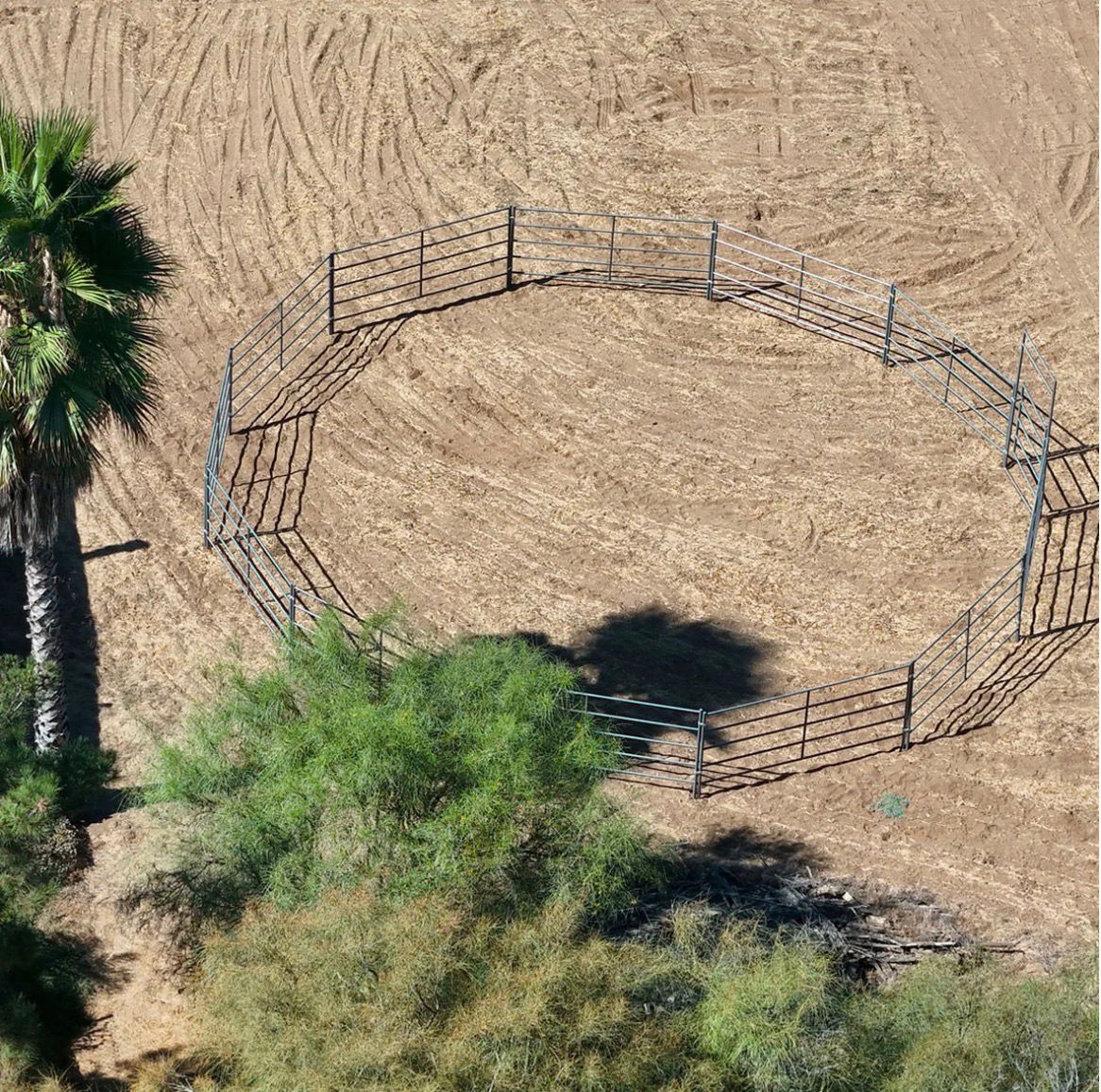 50FT ROUND PEN (5-RAIL) 14-GAUGE STEEL