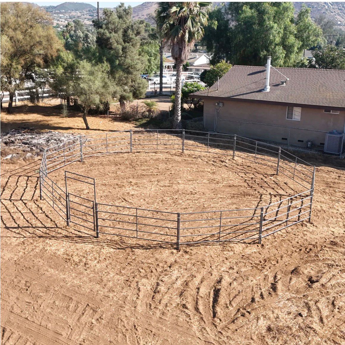 50FT ROUND PEN (5-RAIL) 14-GAUGE STEEL